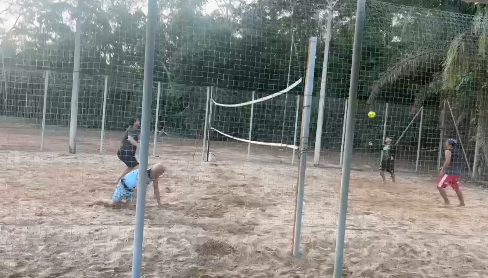 Futevôlei chega a Mâncio Lima e ganha novos adeptos