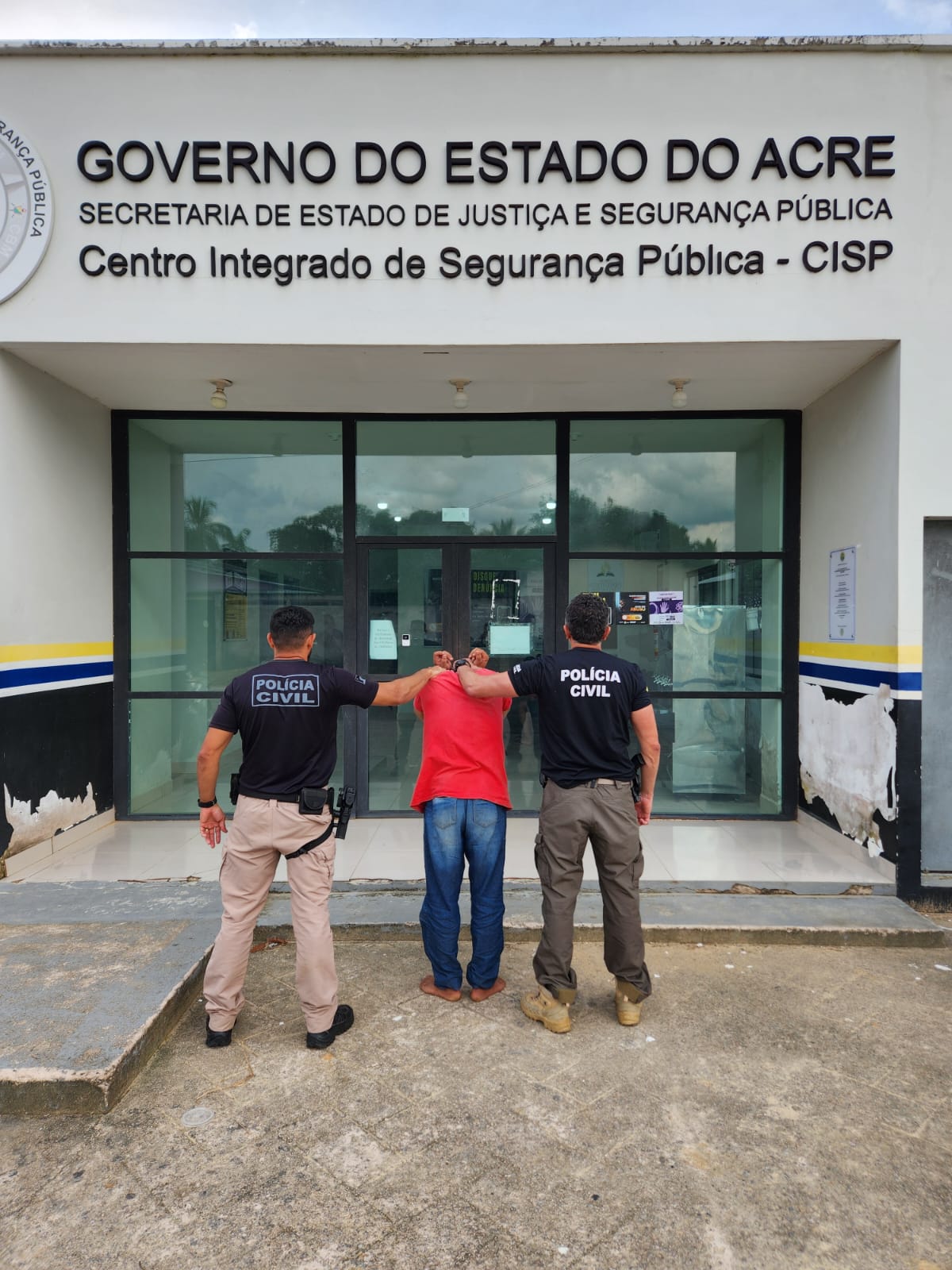 Polícia Civil prende acusado de diversos roubos e homicídio em Mâncio Lima