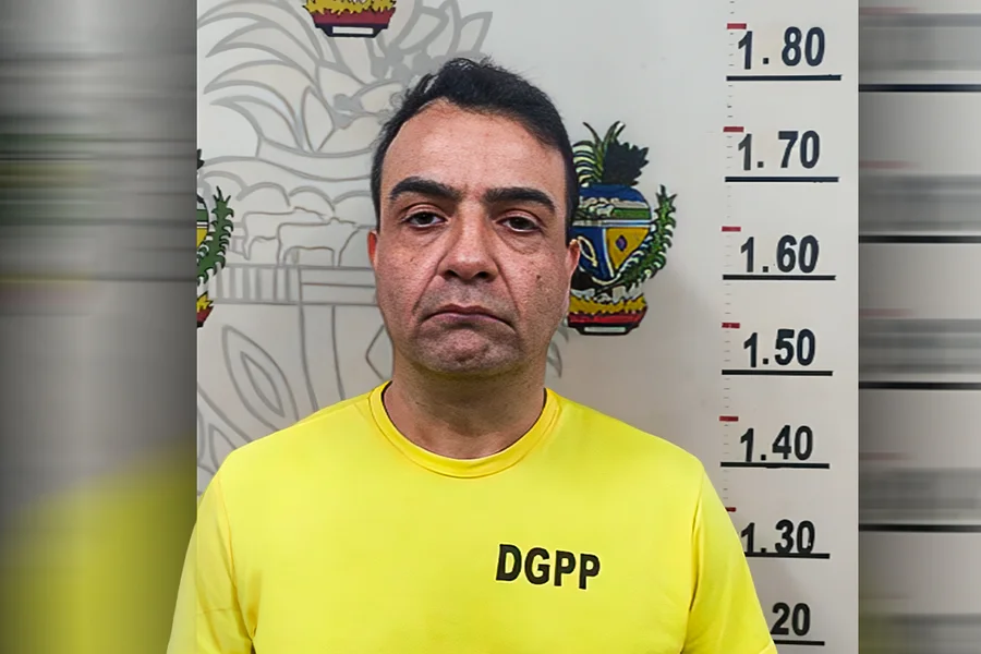 Polícia divulga imagens do pai de Duda Freire entregando drogas em marmitas