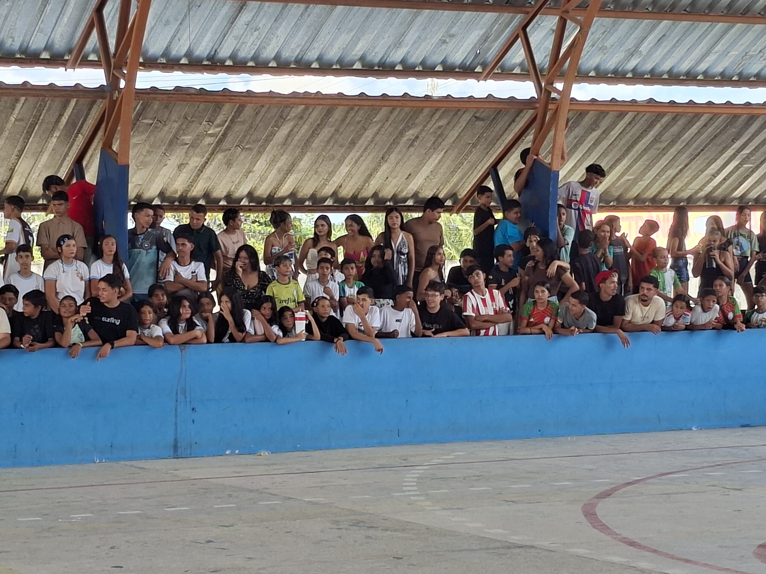 Torcedores comparecem em peso nos Jogos Escolares 2026 em Mâncio Lima