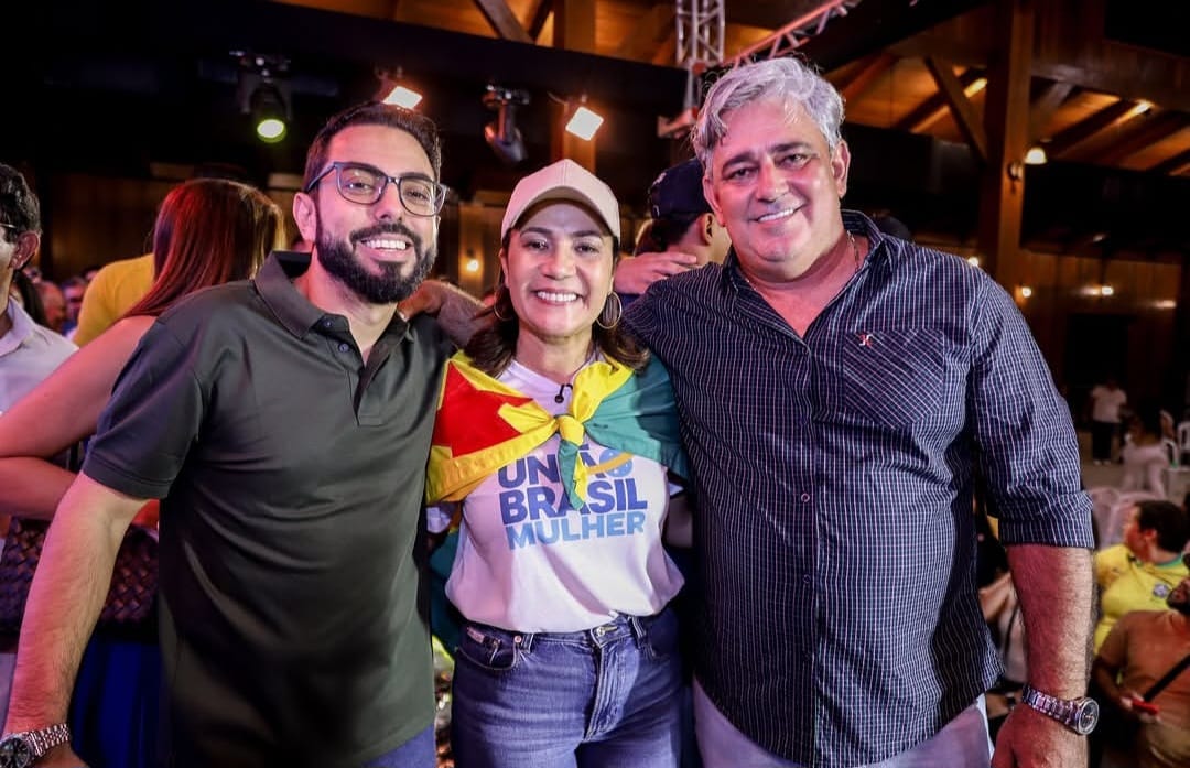 Chicão da Distribuidora aparece ao lado de Mailza Assis em evento de pré-candidatura de Fábio Rueda