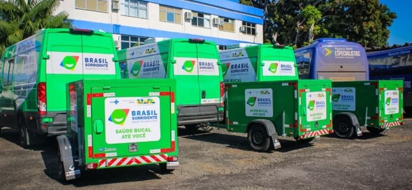 Acre recebe R$ 12,5 milhões em ambulâncias, micro-ônibus, unidades odontológicas e equipamentos para o SUS