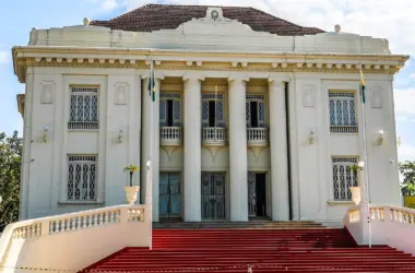 Palácio oficializa pacote de nomeações, exonerações e mudanças no governo