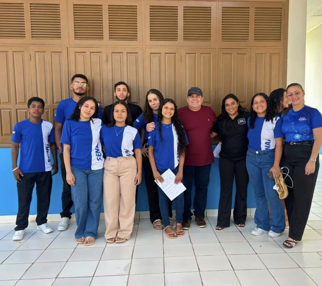 Primeiro passo para o futuro: 25 jovens ganham oportunidade profissional em Mâncio Lima com articulação de Jean Almeida