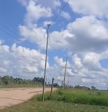 Moradores da Rua Anselmo Maia em Mâncio Lima cobram transformador da Energisa após mais de dois meses sem energia
