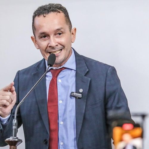 No Acre, servidora demitida da Saúde e com depressão é encontrada morta; deputado culpa ‘sistema’