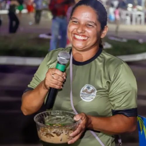 Macarrão de macaxeira vence concurso culinário no Festival da Farinha em Cruzeiro do Sul