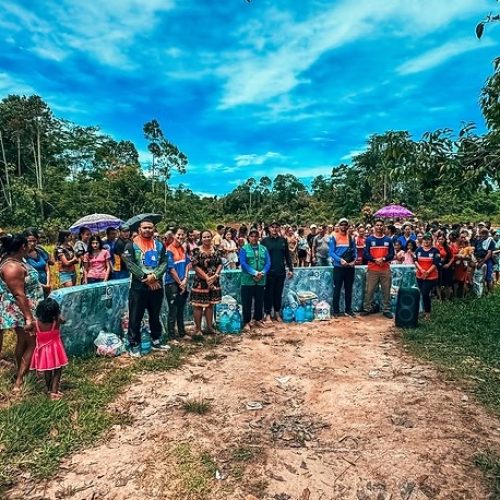 Prefeitura de Mâncio Lima leva ajuda humanitária aos moradores do Rio Môa