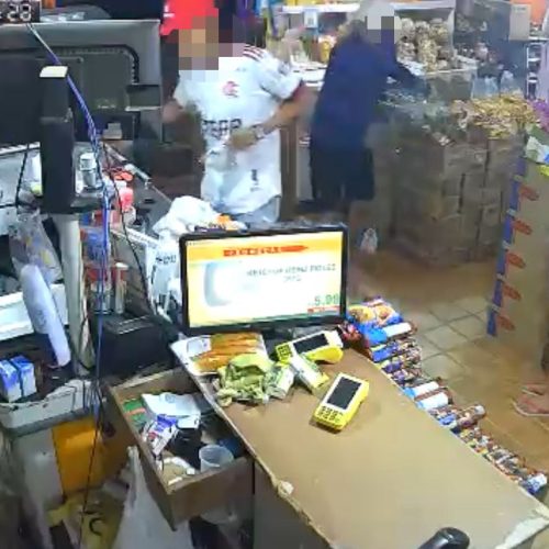 Adolescente é baleado após assalto, sequestro, troca de tiros e perseguição em Rio Branco