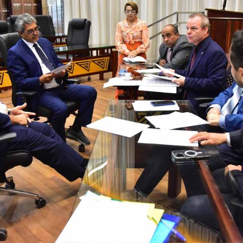 TJ do Acre propõe aumento de 4,83% a servidores; CCJ da Aleac aprova e PL vai para votação