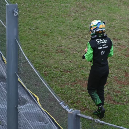 Fórmula 1: Bortoleto bate e abandona GP de São Paulo na 1ª volta