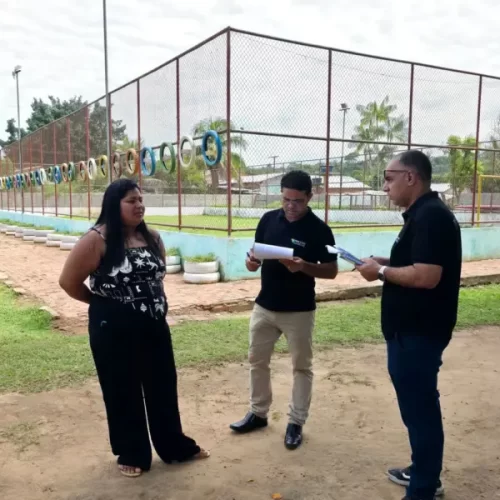 Auditores do TCE-AC fiscalizam escolas municipais de Assis Brasil