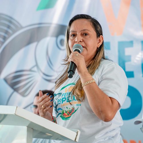 Reziane Barros reforça apoio aos produtores durante Feira do Peixe em Mâncio Lima