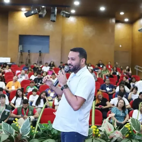 Aberson nega candidatura, mas admite ser o coringa no banco de reservas da campanha