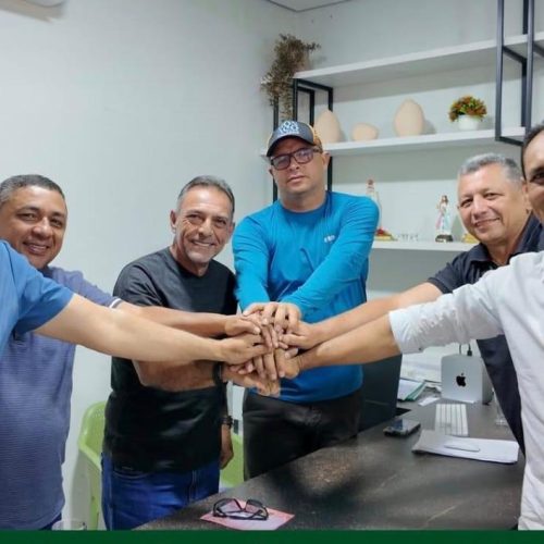 Prefeitos do Juruá se reúnem em Mâncio Lima e fortalecem aliança política