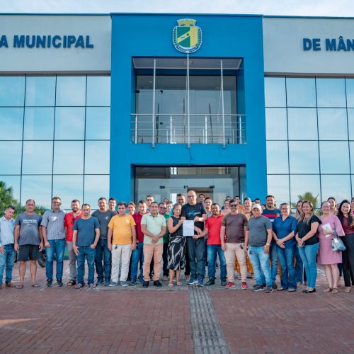 Prefeitura de Mâncio Lima assina ordem de serviço para revitalização da Praça Japiim e implantação de ponto de espera para táxis