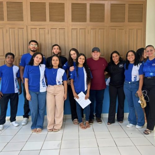 Primeiro passo para o futuro: 25 jovens ganham oportunidade profissional em Mâncio Lima com articulação de Jean Almeida