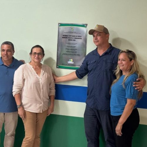 Reforma e ampliação da Escola Municipal Mâncio Lima no Pé da Terra é entregue com presença da vereadora Reziane Barros