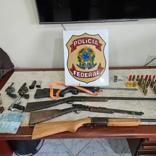 PF prende suspeitos de tráfico internacional de armas na fronteira com a Bolívia