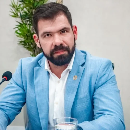 Pedro Pascoal reage a críticas após saída do governo e filiação ao PSDB