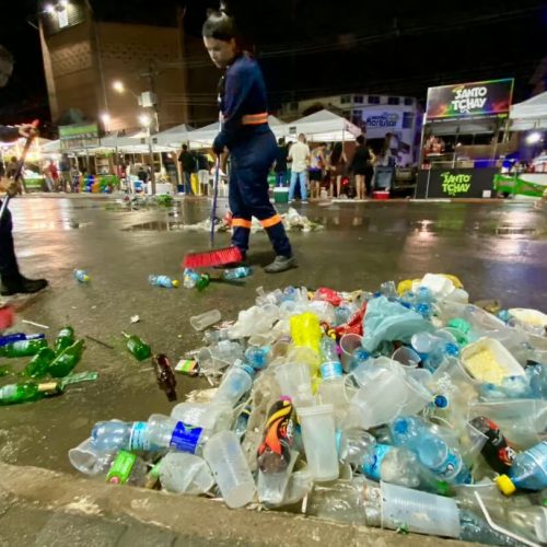 Prefeitura recolhe 12 toneladas de lixo após show de Joelma que reuniu 40 mil pessoas em Cruzeiro do Sul