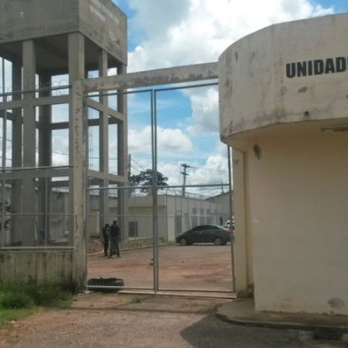 Dois presos fogem da Unidade Penitenciária de Senador Guiomard