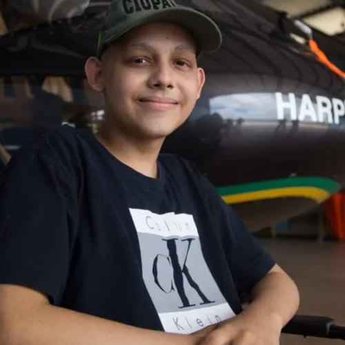 Família mobiliza PIX solidário para ajudar adolescente com câncer raro