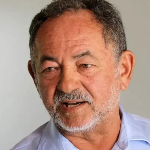 Prefeito de Bujari é multado por descumprimento de norma sobre cadastro de contratos