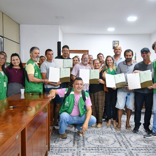 Entrega de títulos rurais garante segurança jurídica e impulsiona a economia local em Mâncio Lima