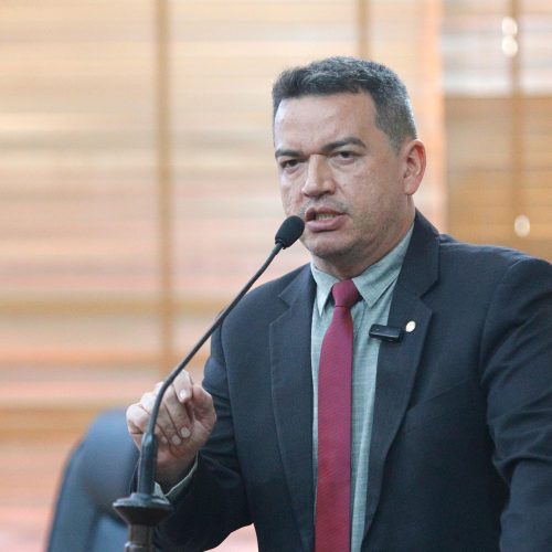 Deputado André Vale anuncia R$ 500 mil em emendas para comunidades rurais do Juruá