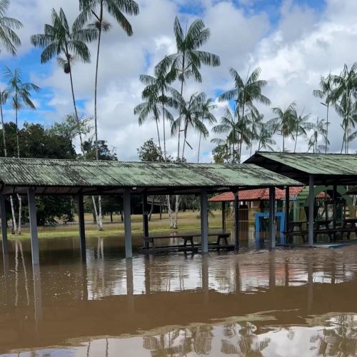 Igarapé Branco transborda e deixa Centro de Lazer Betânia fechado para avaliação de danos