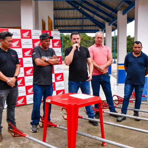 A economia rural de Mâncio Lima ganha novo impulso com ações voltadas ao fortalecimento da agricultura familiar e à melhoria da mobilidade nas comunidades ribeirinhas.
