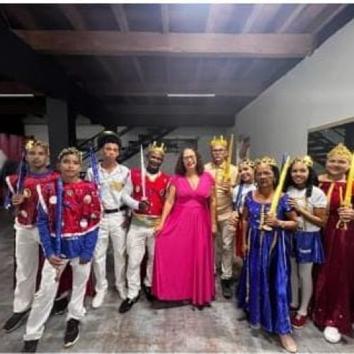 Reisado Boi Carion representa Mâncio Lima na primeira Mostra de Dança do Vale do Juruá
