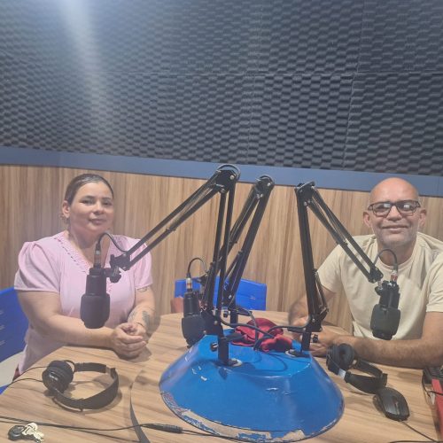 Professora e Escritora Josileide é entrevistada por Zehilton Rodrigues no Programa “Evangelizar é Preciso” na Rádio Boas Novas.