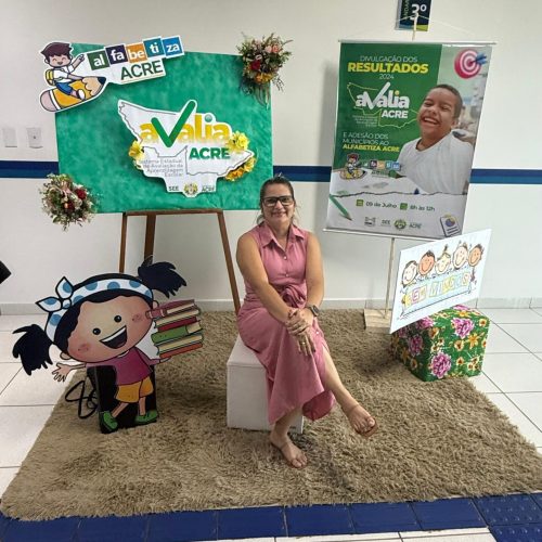 Professora Valéria: uma trajetória que marca a Educação e abre novo capítulo na Escola Francisco Freire de Carvalho