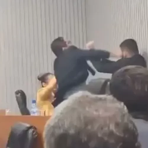 Porrada em Sena Madureira: vereadores saem no tapa durante sessão e briga vira caso de polícia