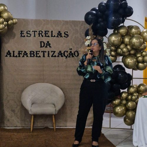Gestora de escola do município mais ocidental do Brasil ganha destaque nacional com ideias inspiradoras no CAEd/UFJF
