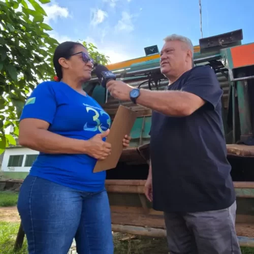 Moradores de Epitaciolândia denunciam falhas na coleta e secretária admite caminhões quebrados