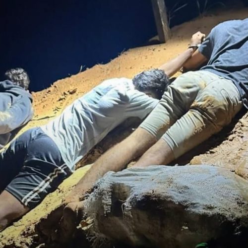 GEFRON prende dois suspeitos e apreende menor com cerca de 5 kg de maconha em Mâncio Lima