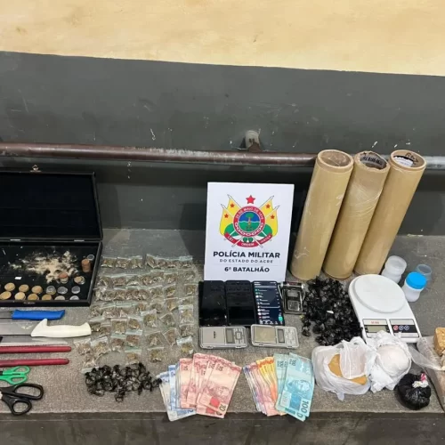 ROTAM e GIRO prendem suspeito, apreendem menores e grande quantidade de drogas em Cruzeiro do Sul