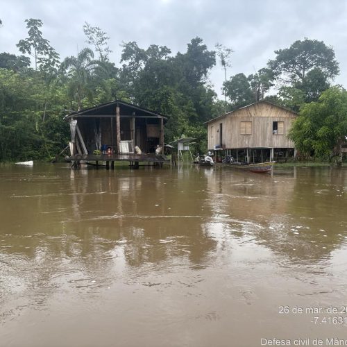 Cheia do Rio Moa afeta centenas de famílias e coloca Mâncio Lima em alerta de emergência