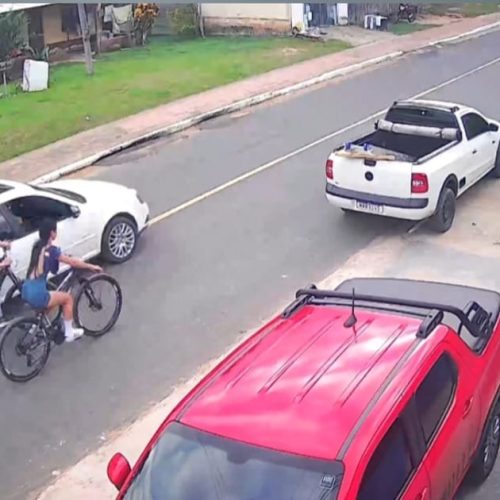 Acidente com ciclista em Mâncio Lima viraliza nas redes sociais e divide opiniões