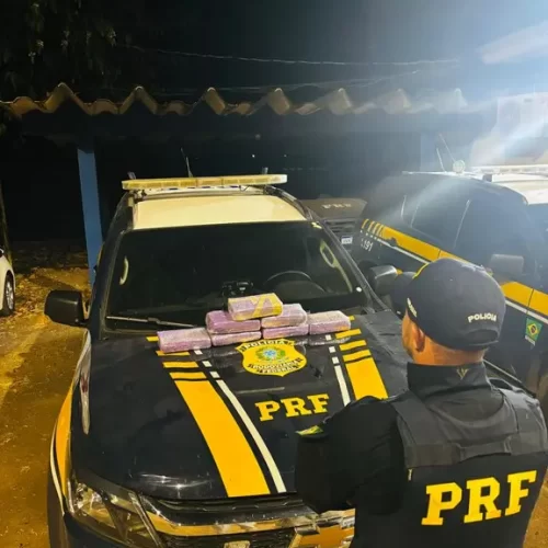 PRF apreende 7 kg de maconha em ônibus interestadual em Rio Branco
