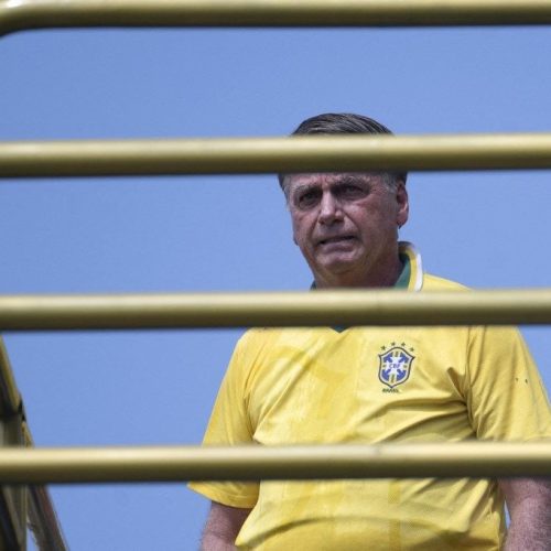 Transferência de Bolsonaro para Papudinha foi ‘dentro da lei e simbolicamente mais humilhante’, avalia cientista político