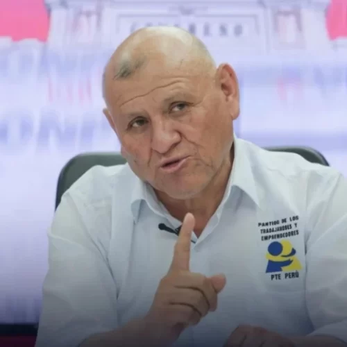 Candidato à Presidência do Peru morre em acidente de trânsito durante campanha eleitoral