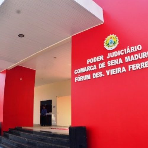 Justiça do Acre aplica IA pela primeira vez e determina audiência presencial em Sena Madureira