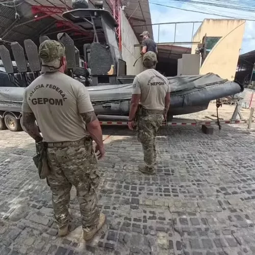 Lancha tática blindada da PF reforça segurança da COP30 em Belém