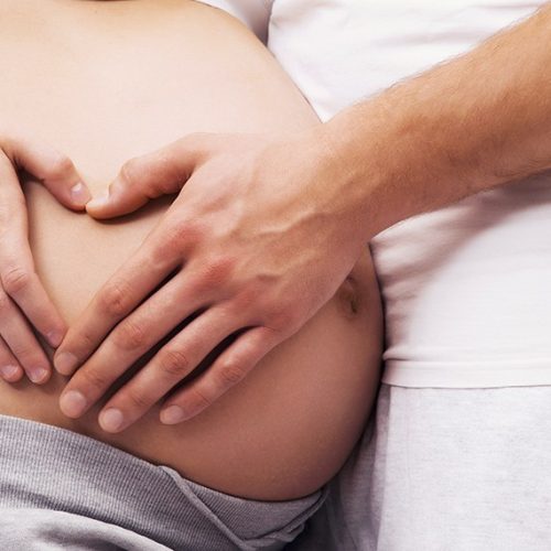 Nova lei assegura acolhimento e direitos a mães e pais em luto por perda de bebê