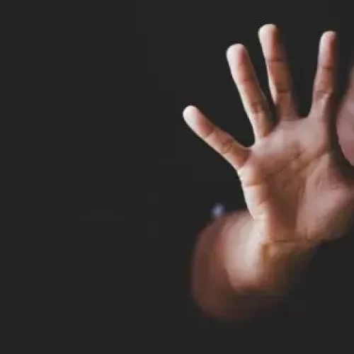 Feijó proíbe nomeação de condenados por violência doméstica para cargos públicos