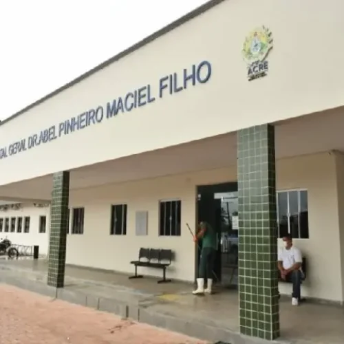 Trabalhadores de empresa terceirizada que prestam serviços em hospital de Mâncio Lima estão há dois meses sem salários